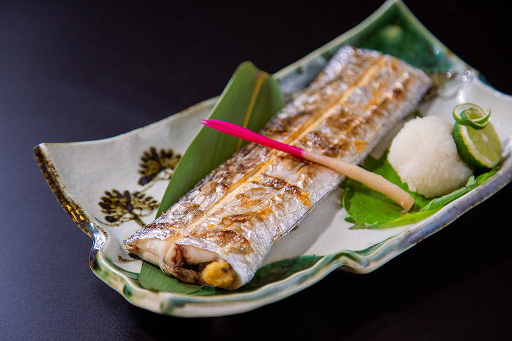 バラエティ豊かな魚料理。